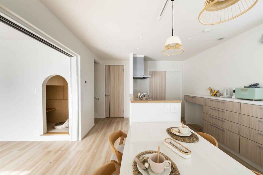 住研ハウスのモデルハウス_新開町2023モデルハウス_ダイニングキッチン