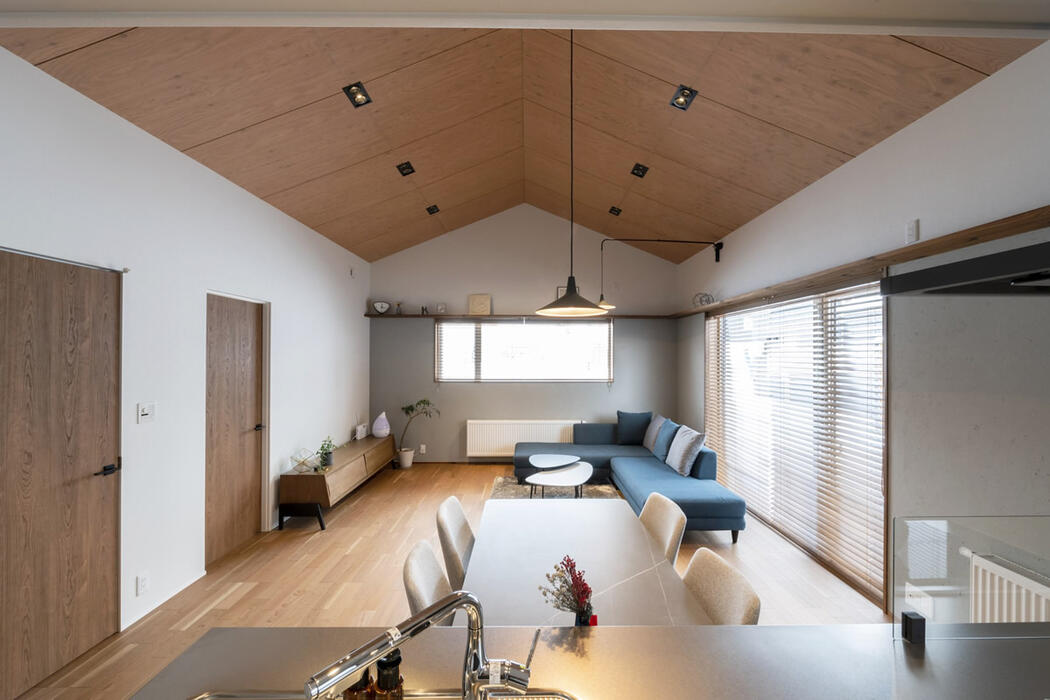 住研ハウスのモデルハウス_千歳市富丘モデルハウス_リビング